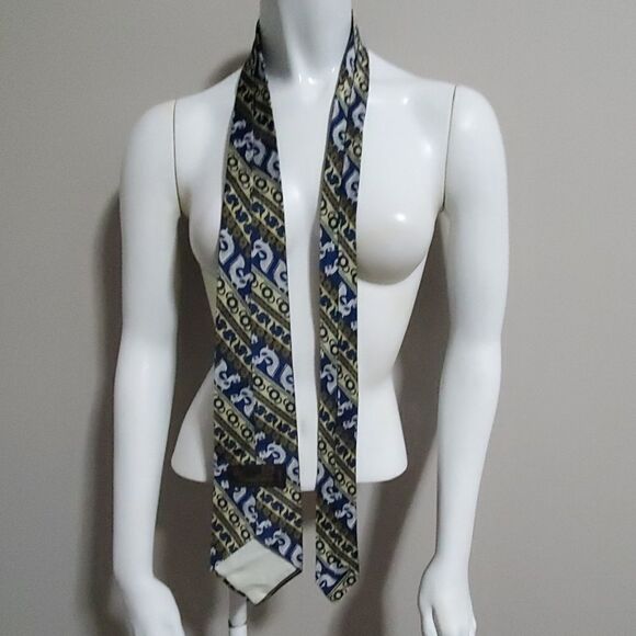 El Caballero Dragon Patterned Tie - Picture 3 of 4